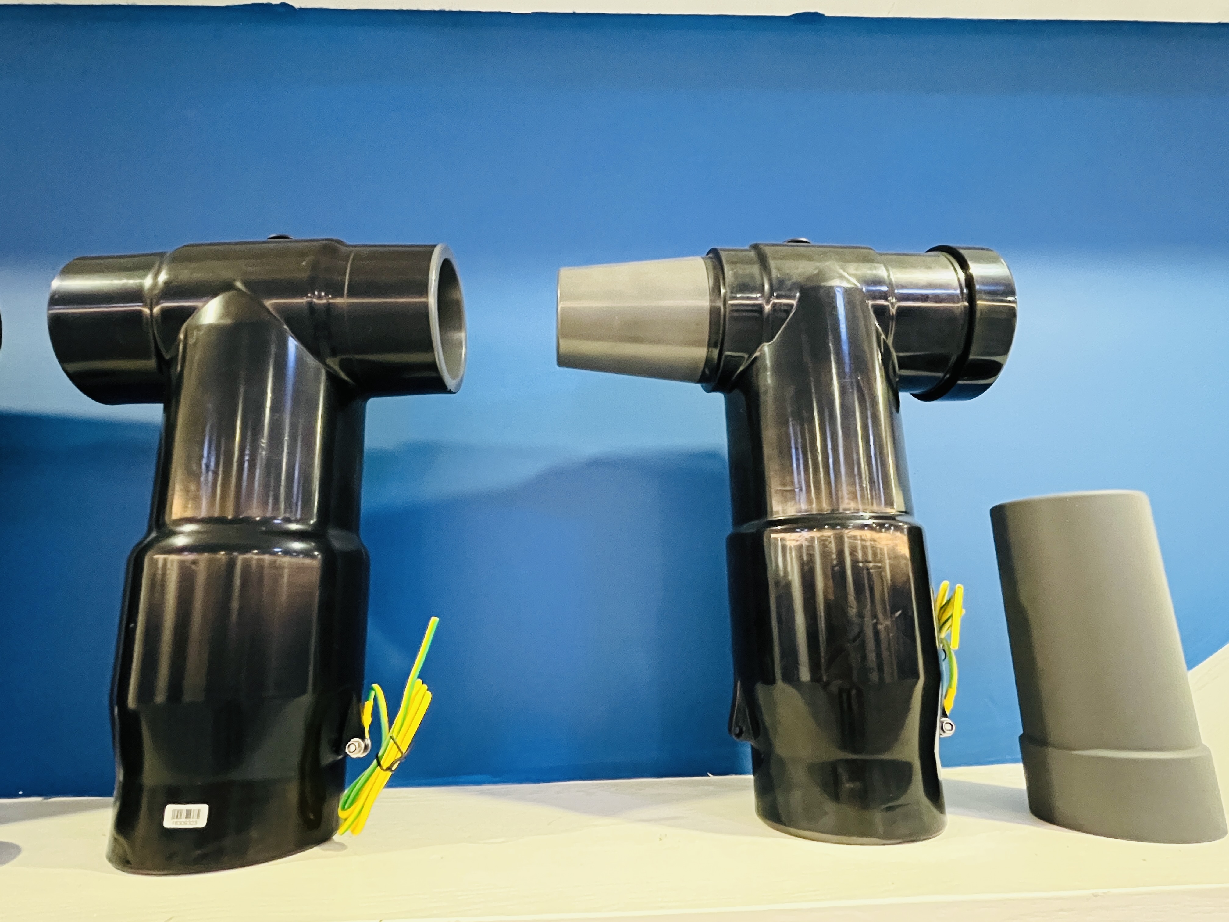 66kVBolted-type Separable Connector